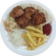 Шашлык из филе свинины с картофелем фри Фото