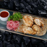 Шашлык из филе красного мяса курицы Фото