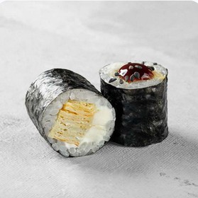 Маки с сыром и омлетом тамаго - Фото