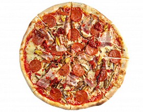 Пицца острая с беконом и пепперони - Фото