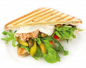 Сендвич с тунцом - Фото