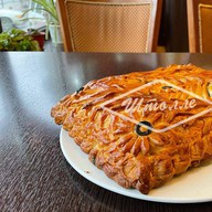 Пирог с горбушей, шпинатом Фото