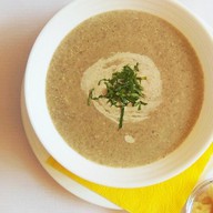 Крем-суп из шампиньонов с крутонами Фото