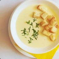 Крем-суп сырный с цыпленком Фото