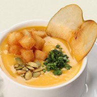 Суп-пюре из тыквы с сухариками,семечками Фото
