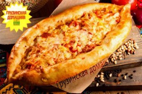 Пицца восточная с бараниной - Фото
