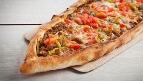 Пицца восточная по-турецки - Фото