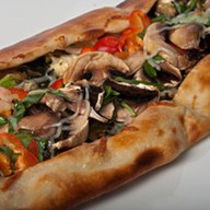 Пицца восточная с мясом и грибами Фото