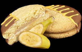 Вупи пай банановый с солёной карамелью - Фото