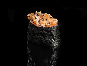 Суши острые с лососем - Фото