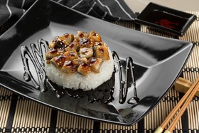 Японский рис с угрем - Фото