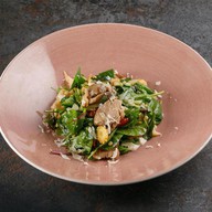 Салат с телятиной, птитимом,мини-овощами Фото