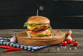 Хитбургер классический с телятиной - Фото