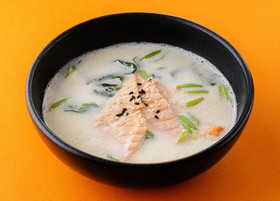 Сливочный суп с лососем - Фото