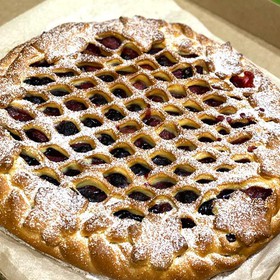 Пирог вишня-творог - Фото