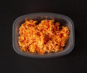 Салат из моркови с чесноком и сыром - Фото