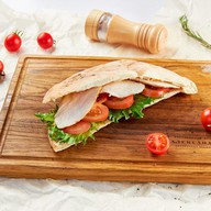 Сэндвич с семгой из печи Фото