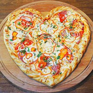 Сердце пицца Фото