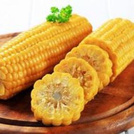 Вареная кукуруза в початках Фото