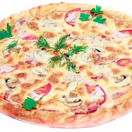 Фирменная пицца Челентано Фото