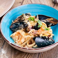 Удон с морепродуктами Фото