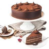 Шоколадно-миндальный торт Фото
