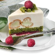Малахитовая шкатулка пирожное Фото