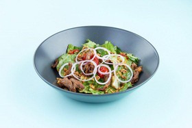 Теплый салат с говядиной - Фото