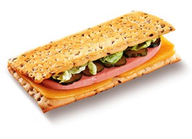 Классический сэндвич с ветчиной и сыром - Фото