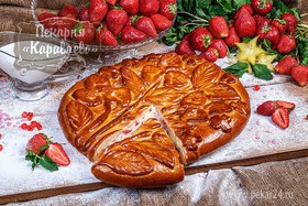 Пирог Клубника со сливками - Фото