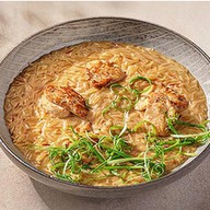 Ризони с индейкой в перечном соусе Фото