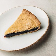 Пирог с черникой Фото