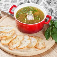 Бульон с говядиной Фото