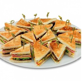 Мини-сэндвичи с сыром и ветчиной - Фото