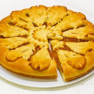 Пирог с джемом сдобный Фото