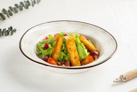 Салат с жареным халуми - Фото