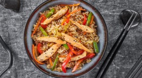 Вок курица с рисом - Фото