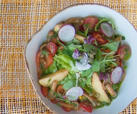 Салат с печёными овощами и грибами - Фото