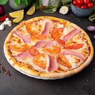Пицца «Ветчинная» Фото