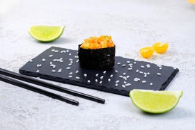 Сяке спайси суши - Фото