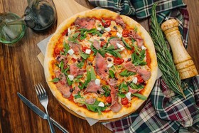 Пицца с ростбифом - Фото