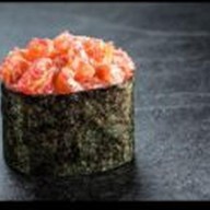 Спайс-суши с лососем Фото