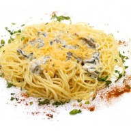 Спагетти с сыром и грибами Фото