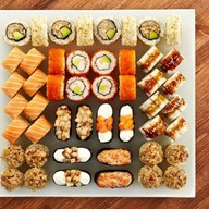 Карточный домик Фото