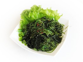 Чукка салат с водорослями вакамэ - Фото
