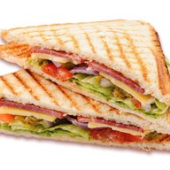 Клаб-сэндвич с ветчиной Фото