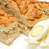 Пирог сдобный с капустой и яйцом Фото
