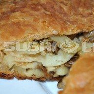 Слоеный картофель, грибы Фото