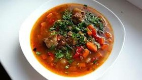 Суп с бараниной и красной фасолью - Фото