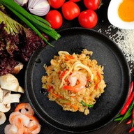 Вок рис с морепродуктами Фото